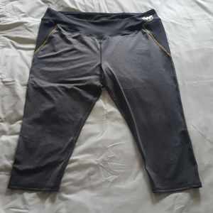 Wonder woman her universe yoga gray pants